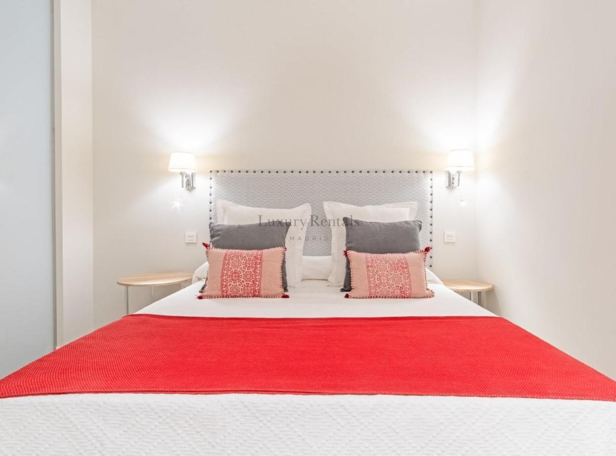 Experience The Best Of Madrid! Gran Via Apartment For 6, Comfort And Style In The Heart Of Chueca III Extérieur photo